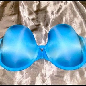 Victoria’s Secret Strapless Bra